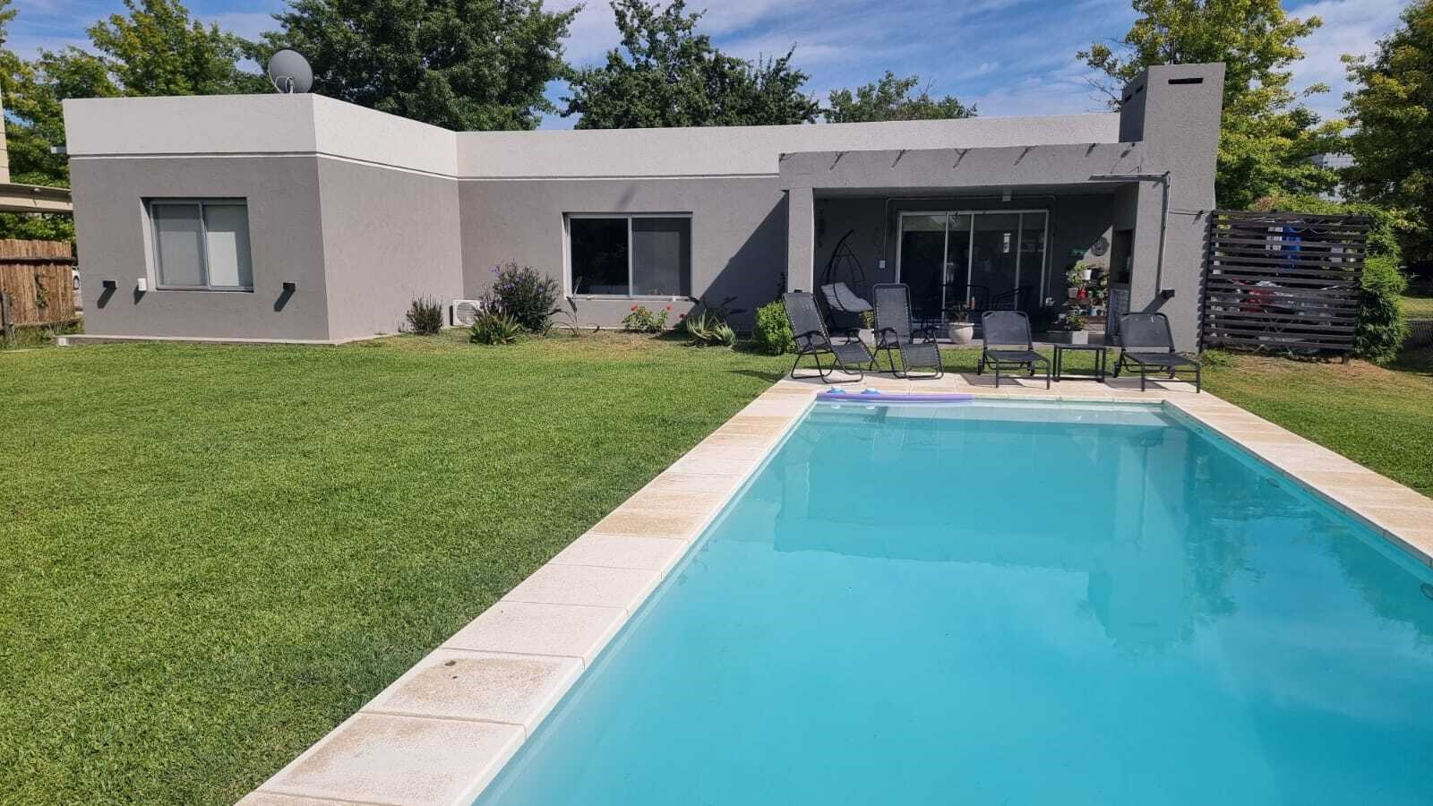 Almirante Guillermo Brown 2100