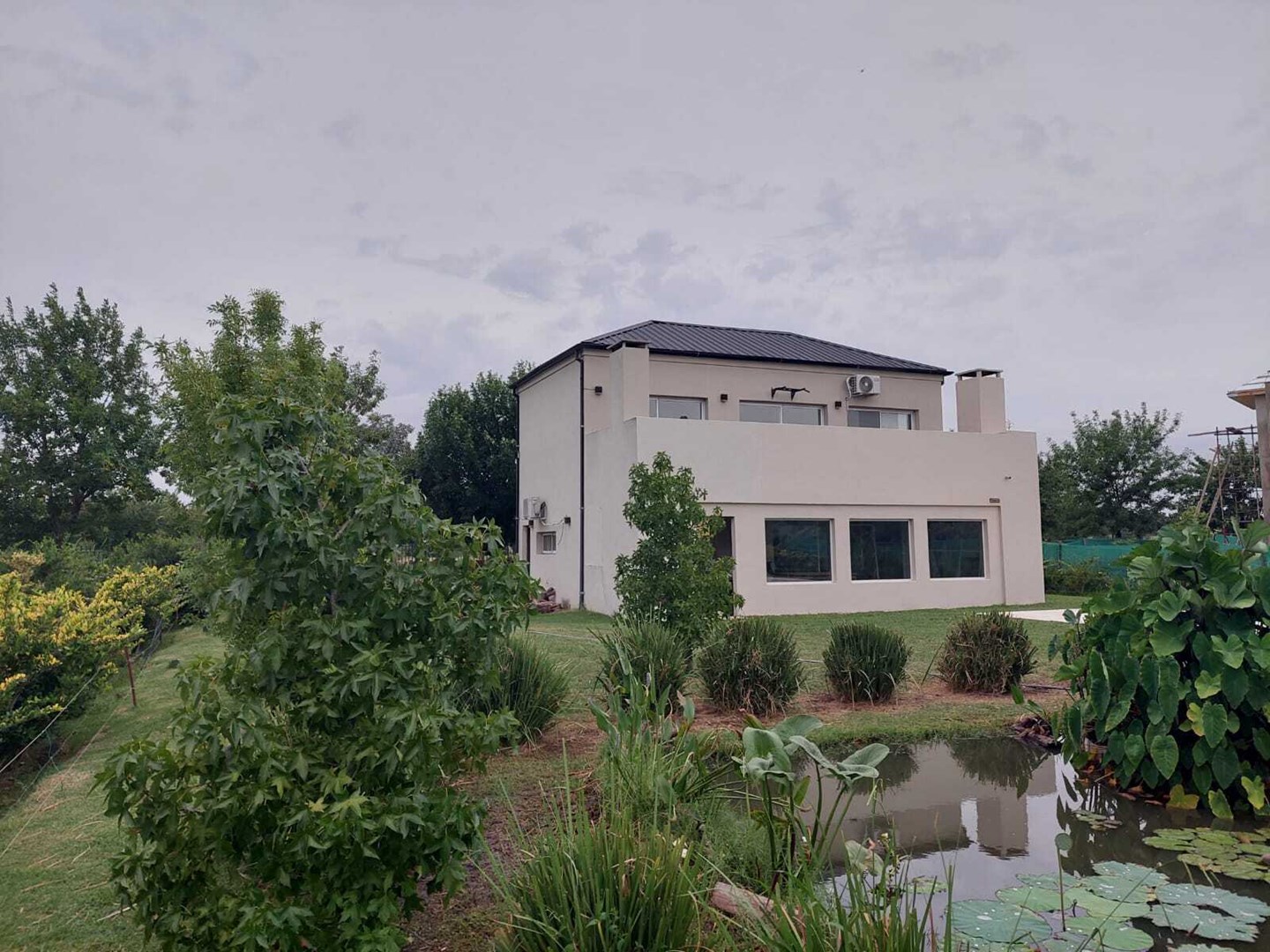 Av Parque Pilar del Este 0