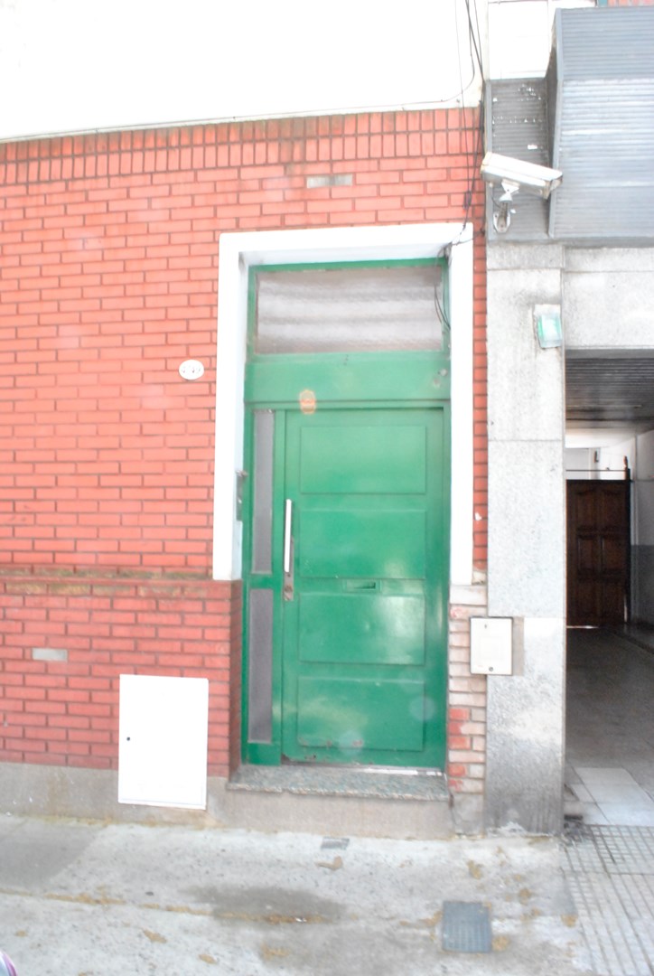 Sarmiento D.F. 4200, 2 9