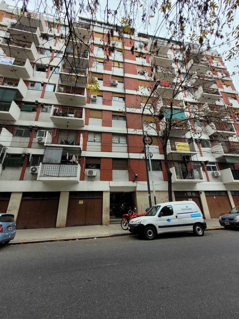 Bulnes 0, 6 F
