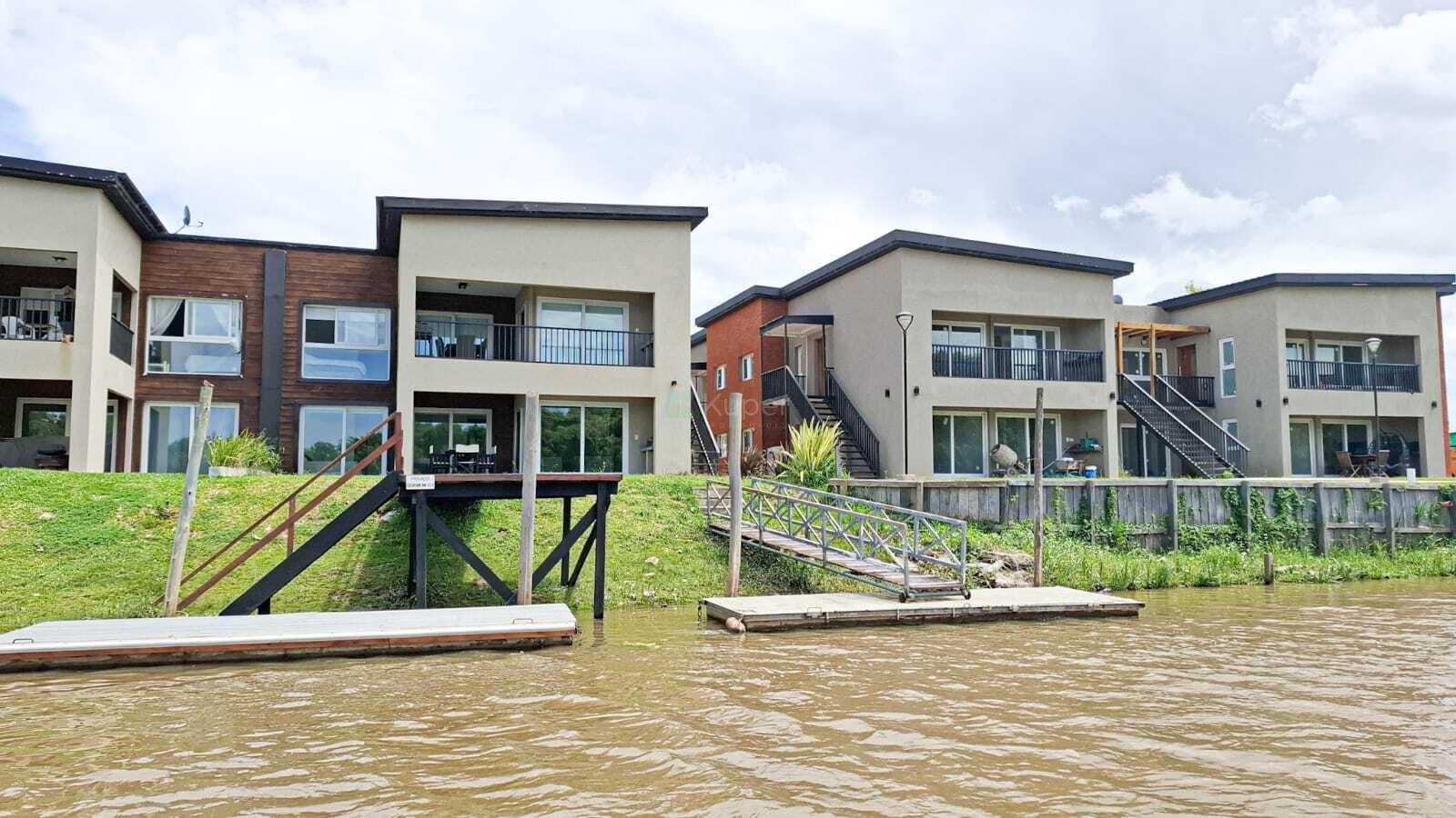 Canal del Este - Zona del Delta 100