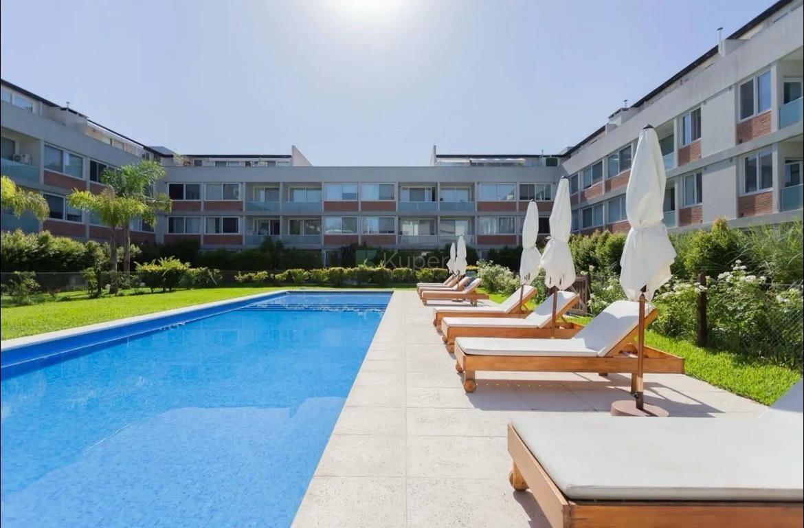 Venta depto 2 amb con cochera cubierta. Villa los Remeros. Tigre