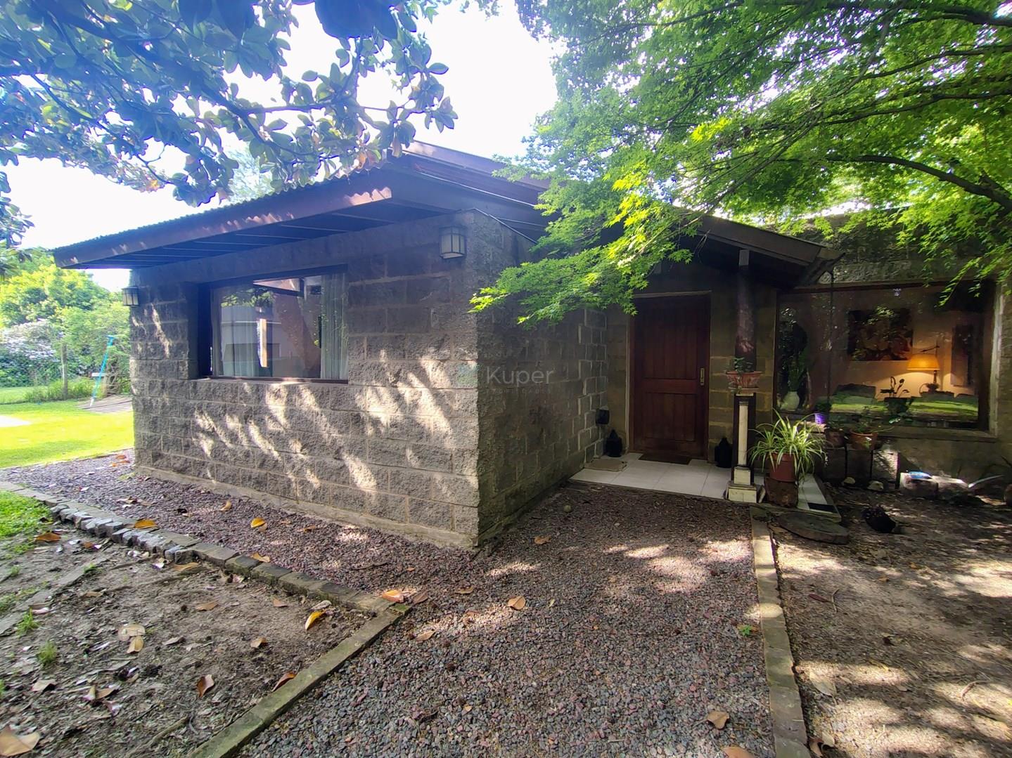 Casa a la venta de 3 dormitorios en Barrio Altos del Barranco. Pilar