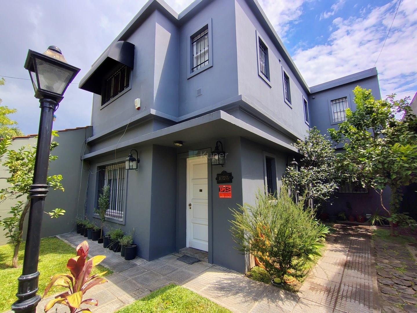 Casa a la venta de 3 dormitorios en Martínez. San Isidro