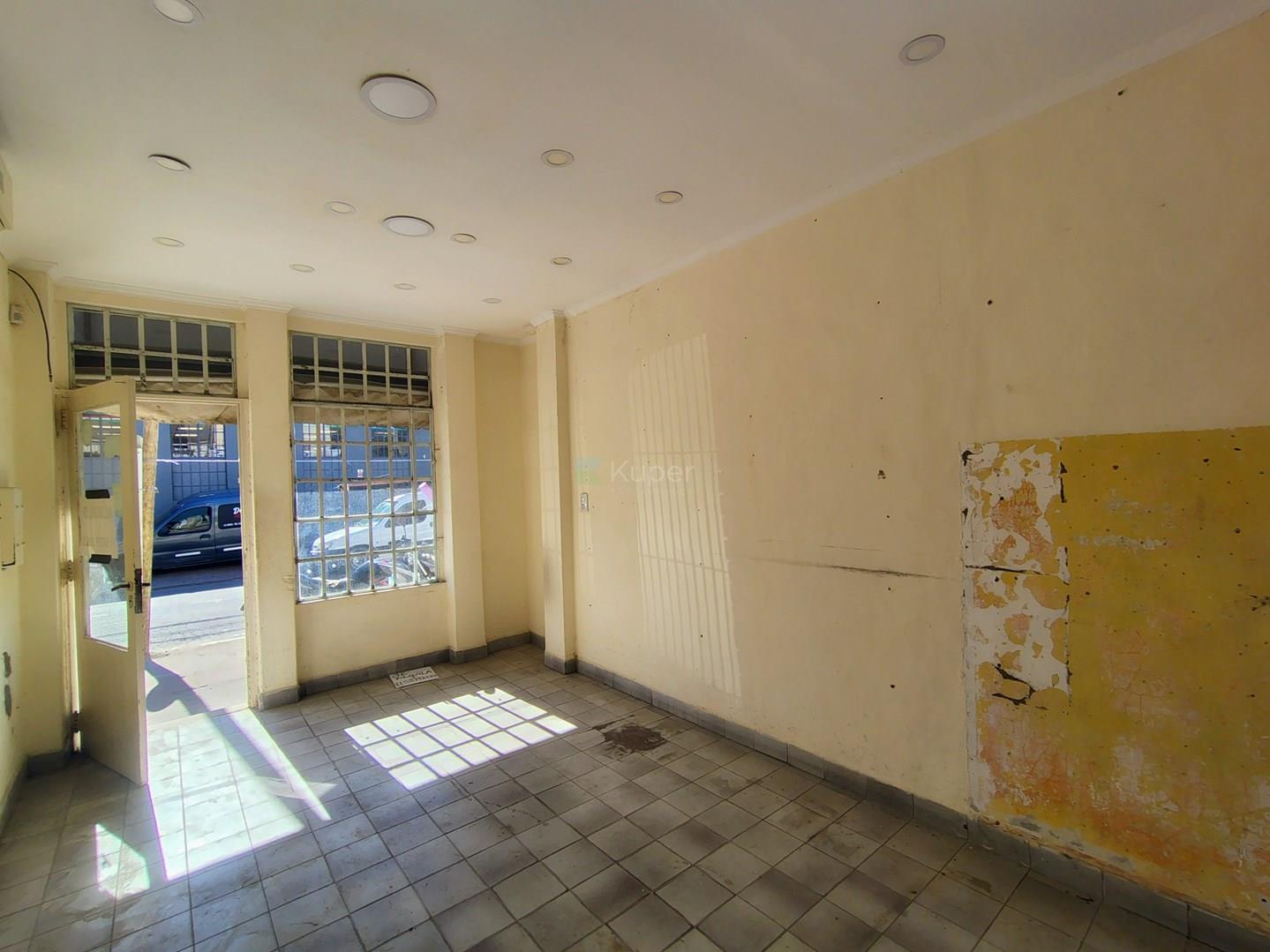 Local en alquiler. La Lonja.Pilar