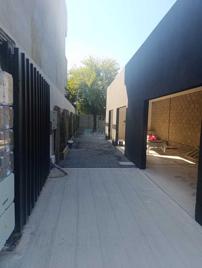 Local comercial en alquiler sobre Av. Caamaño al 800. Pilar