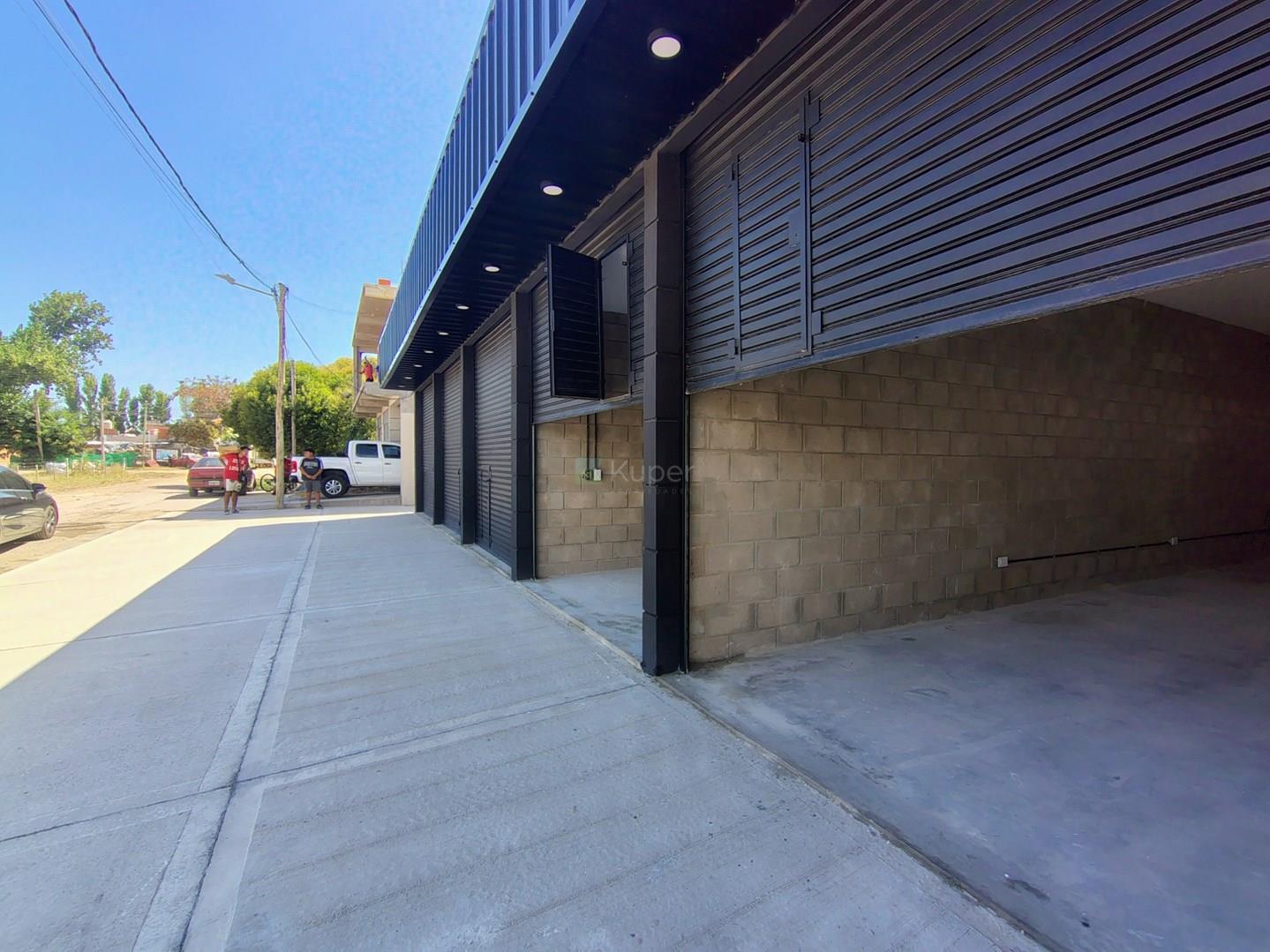 Local comercial a la venta. Av. Caamaño al 800. Pilar