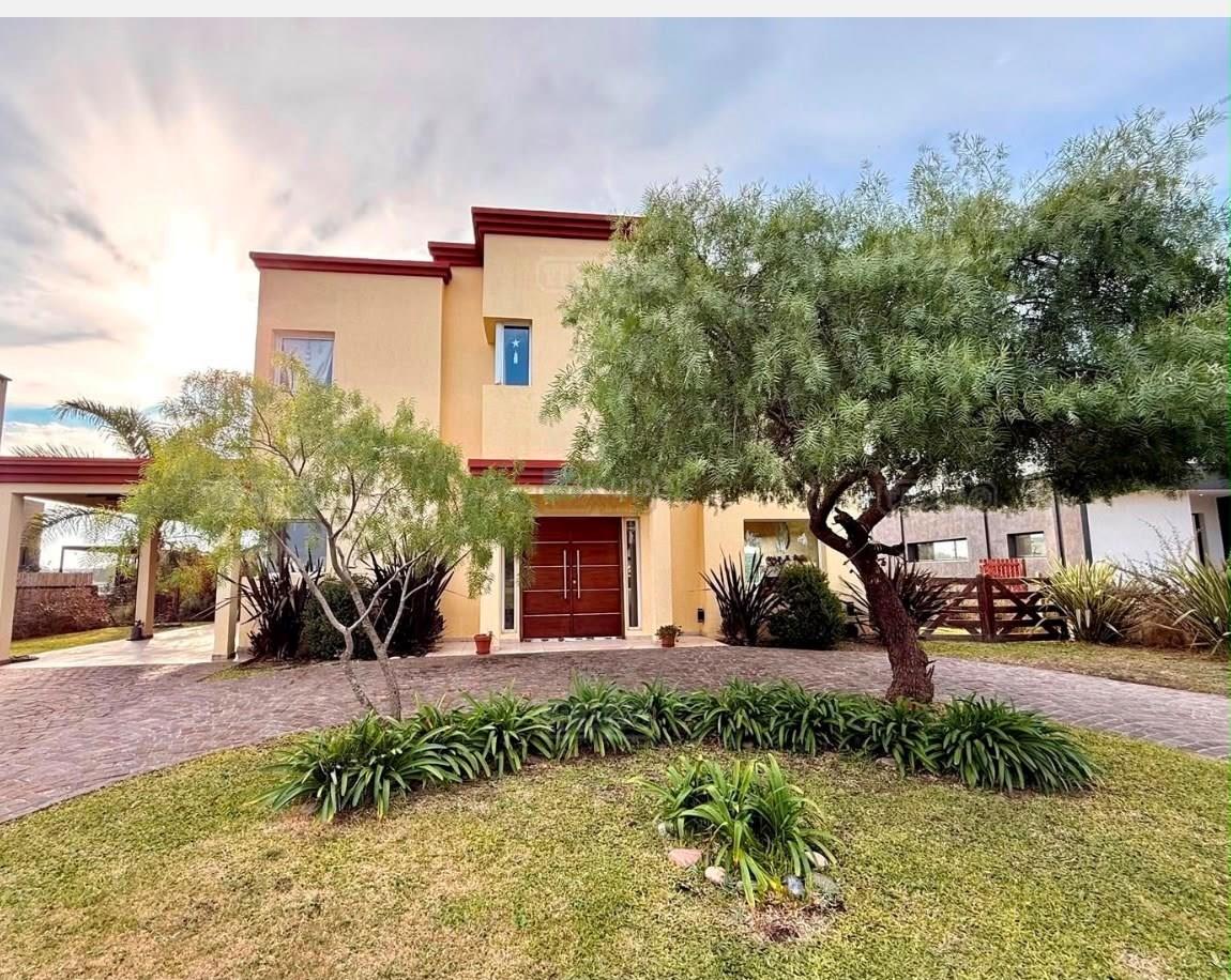 Casa en venta en San sebastián a la laguna