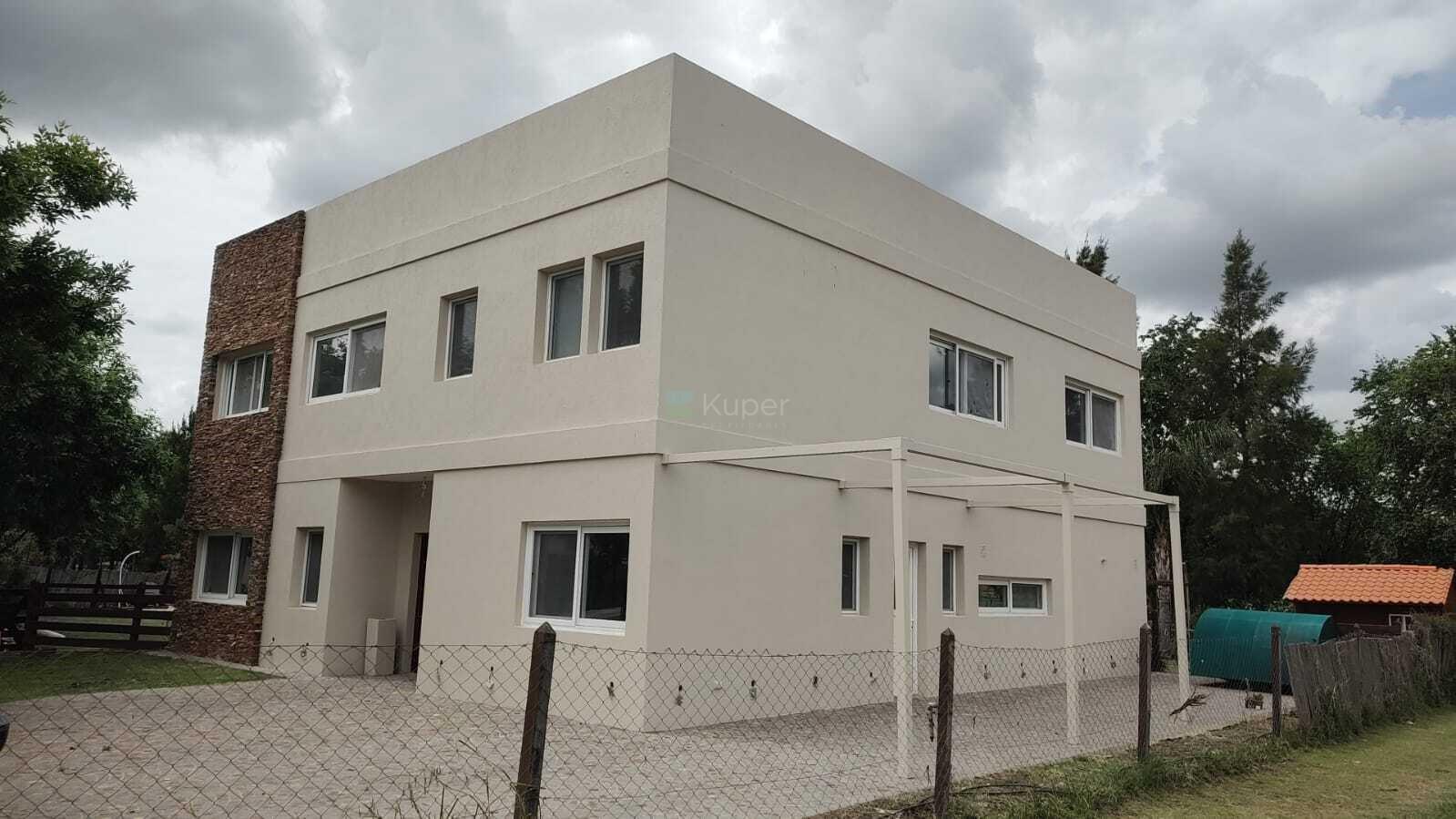 Casa en alquiler en San sebastián Área 1 Lote 8