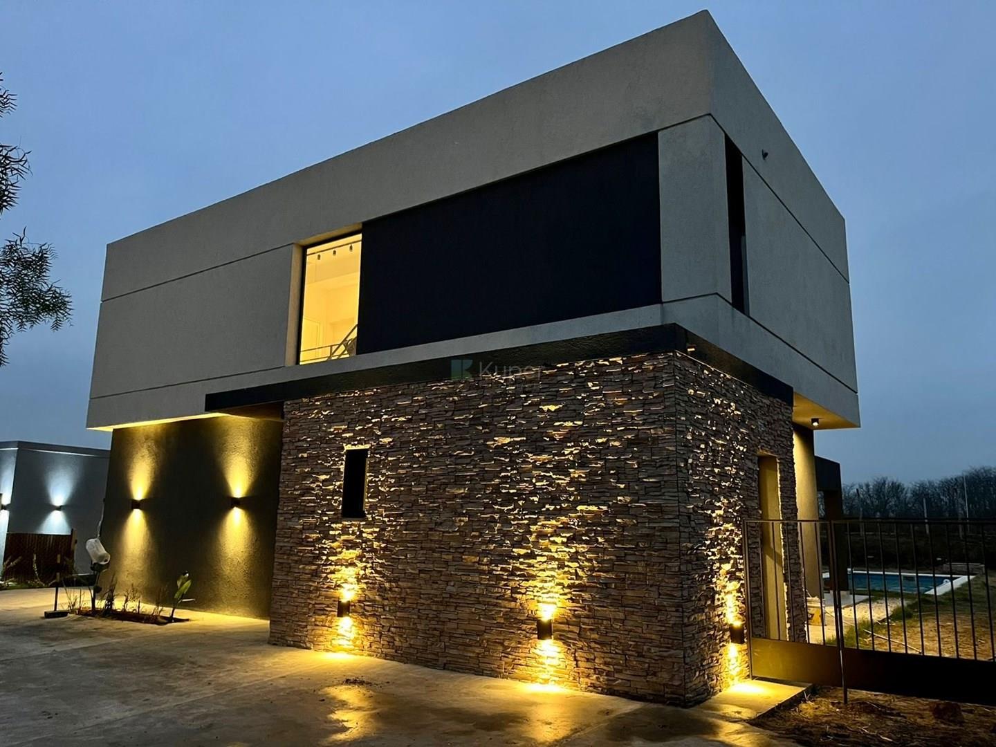 Casa en venta en San sebastián Área 8 5 amb
