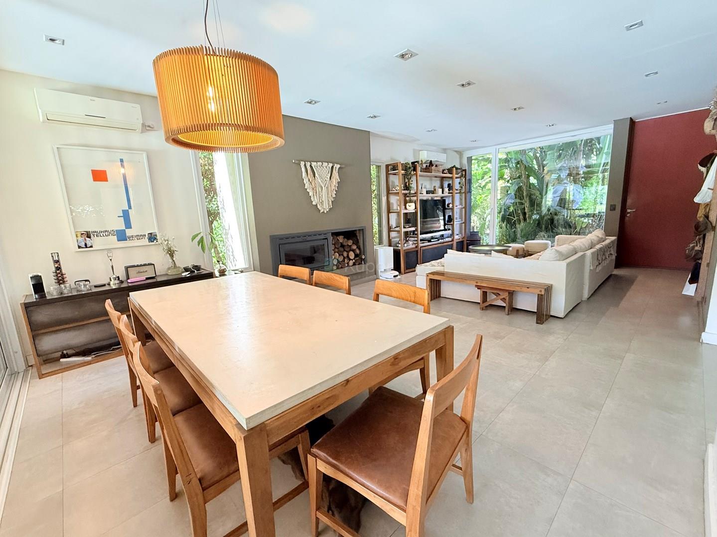 Av. Constituyentes 2200