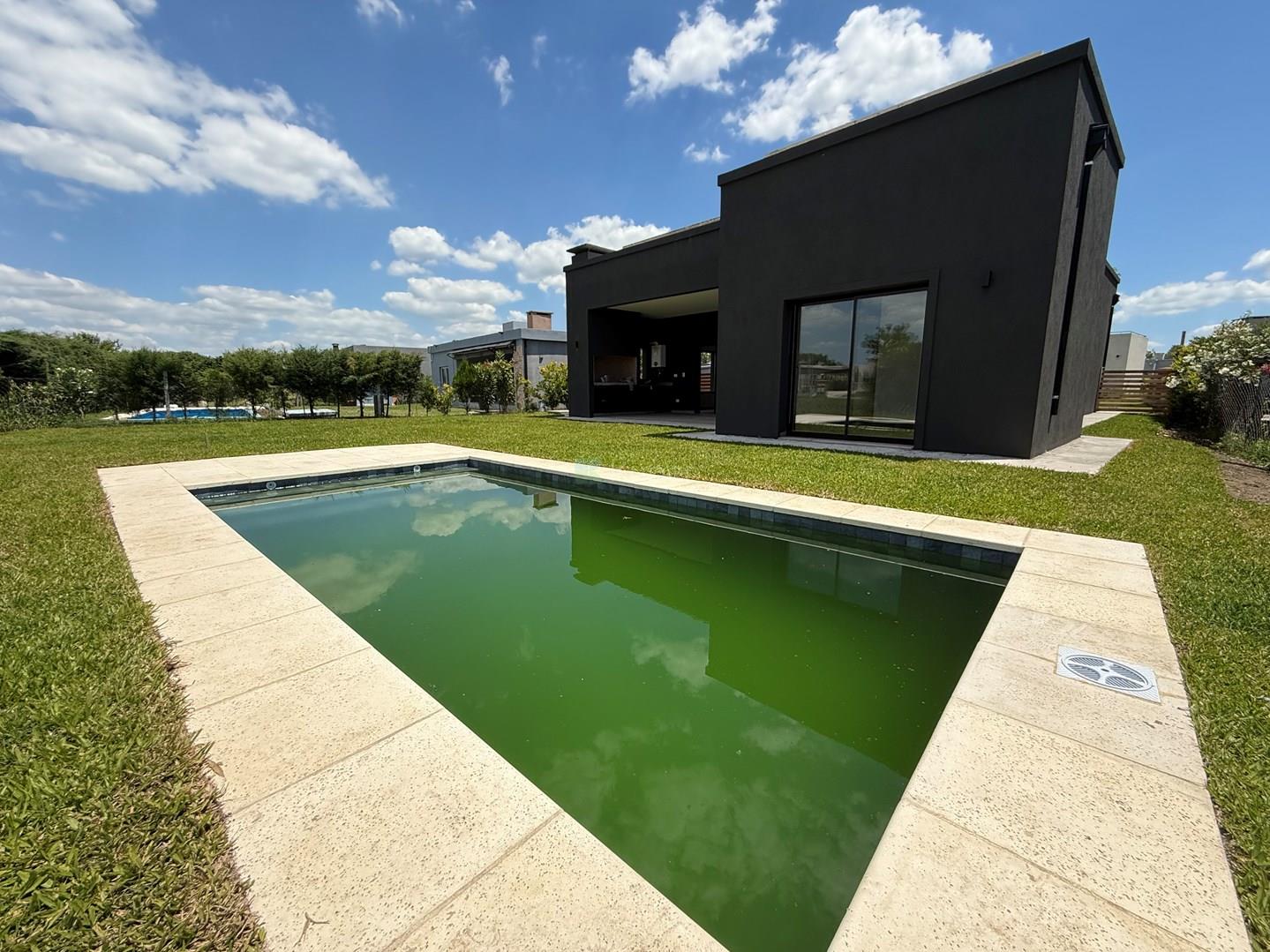 BARRIO SAN RAMON VENTA CASA 4 AMBIENTES, PILAR DEL ESTE