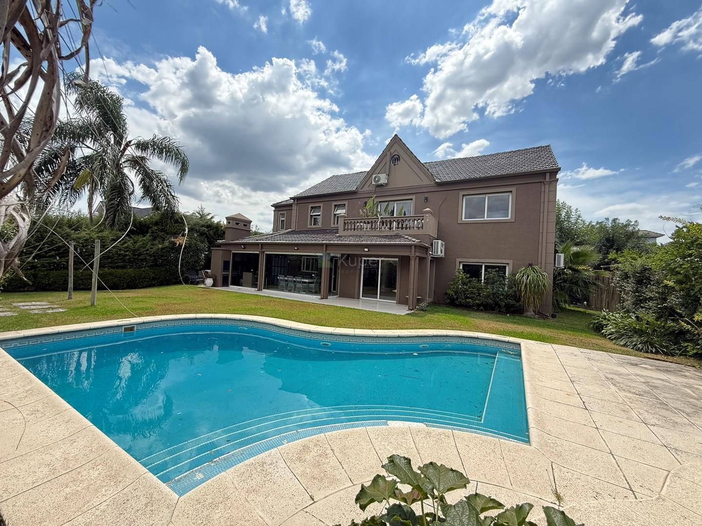 ALQUILER BARRIO LA CABALLERIZA, 5 DORMITORIOS