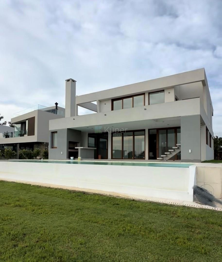 VENTA Casa En Laguna Grande Villanueva AL LAGO