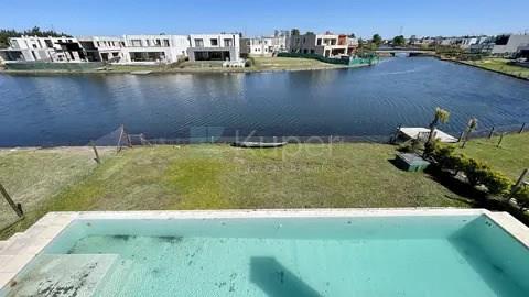 VENTA Casa En Laguna Grande Villanueva AL LAGO