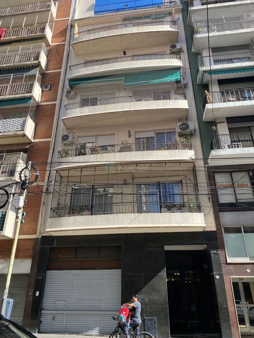 Departamento en venta en once capital federal 2100