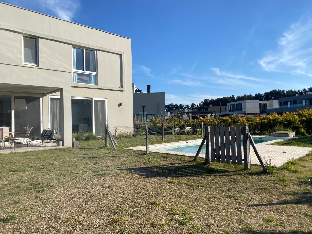 Casa en La Calesa, Pilara en alquiler temporario