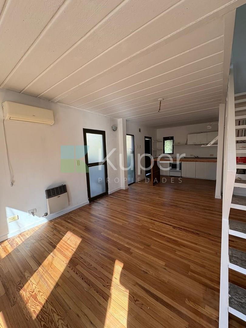 Duplex 3 ambientes en Condominio