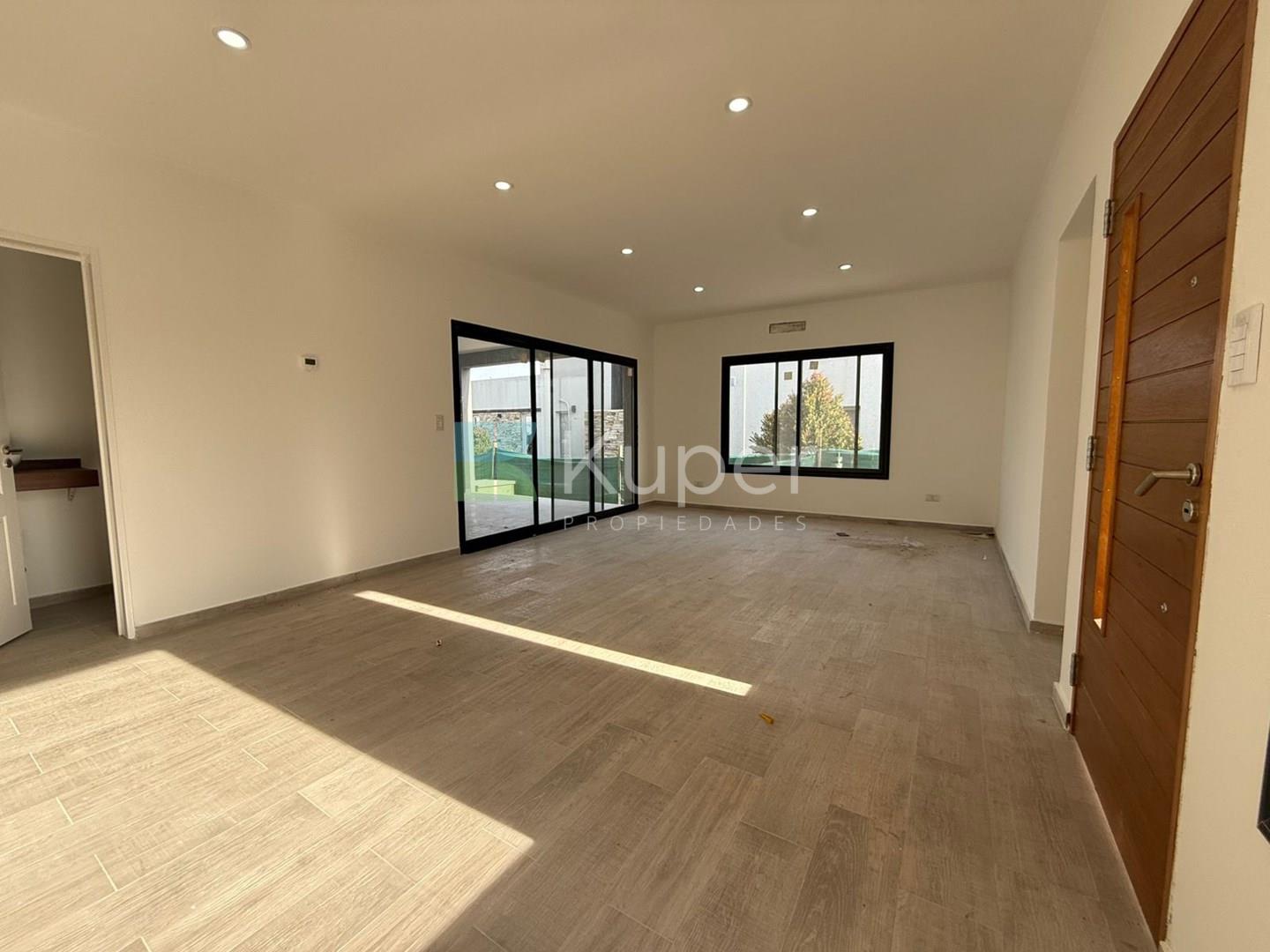 Casa en venta en Santa Elisa Pilar del Este