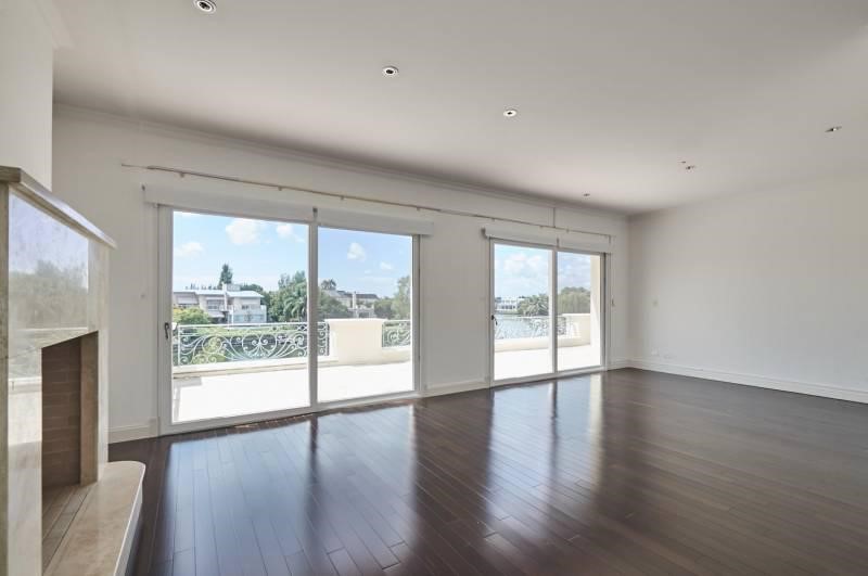 MASTER SUITE-CASTORE