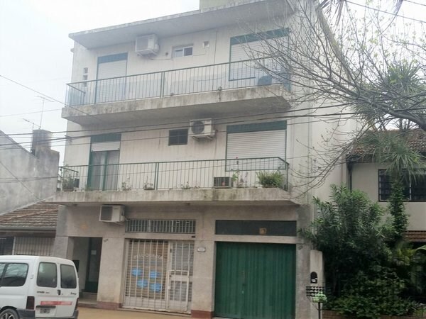 Díaz vélez 2200