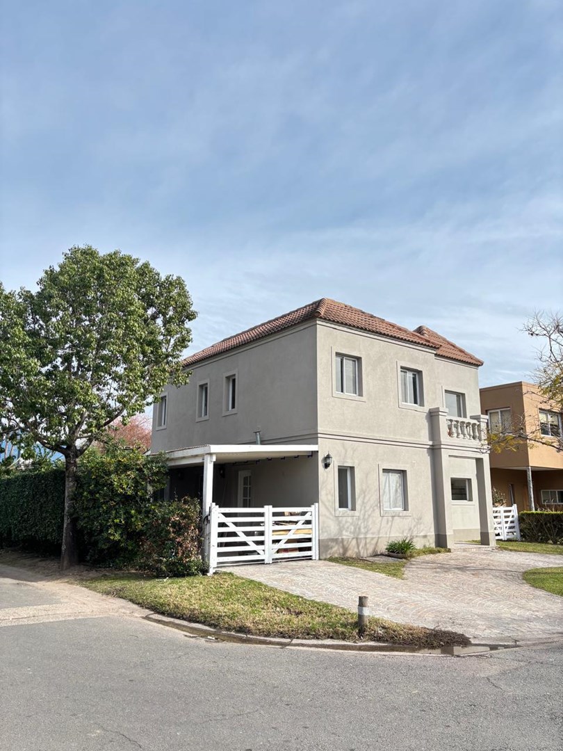 Castiglione 2200