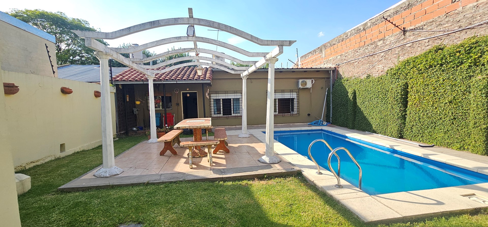 Cnel. Domingo Trole 2400