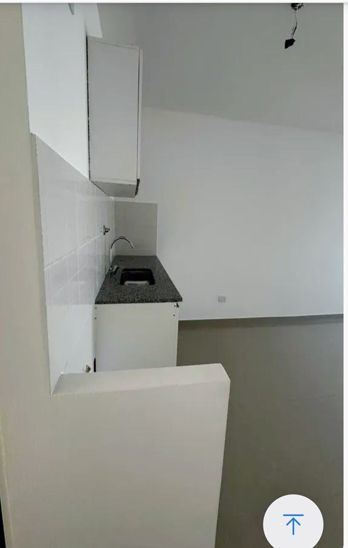 MONSEÑOR TOMAS SOLARI 1800