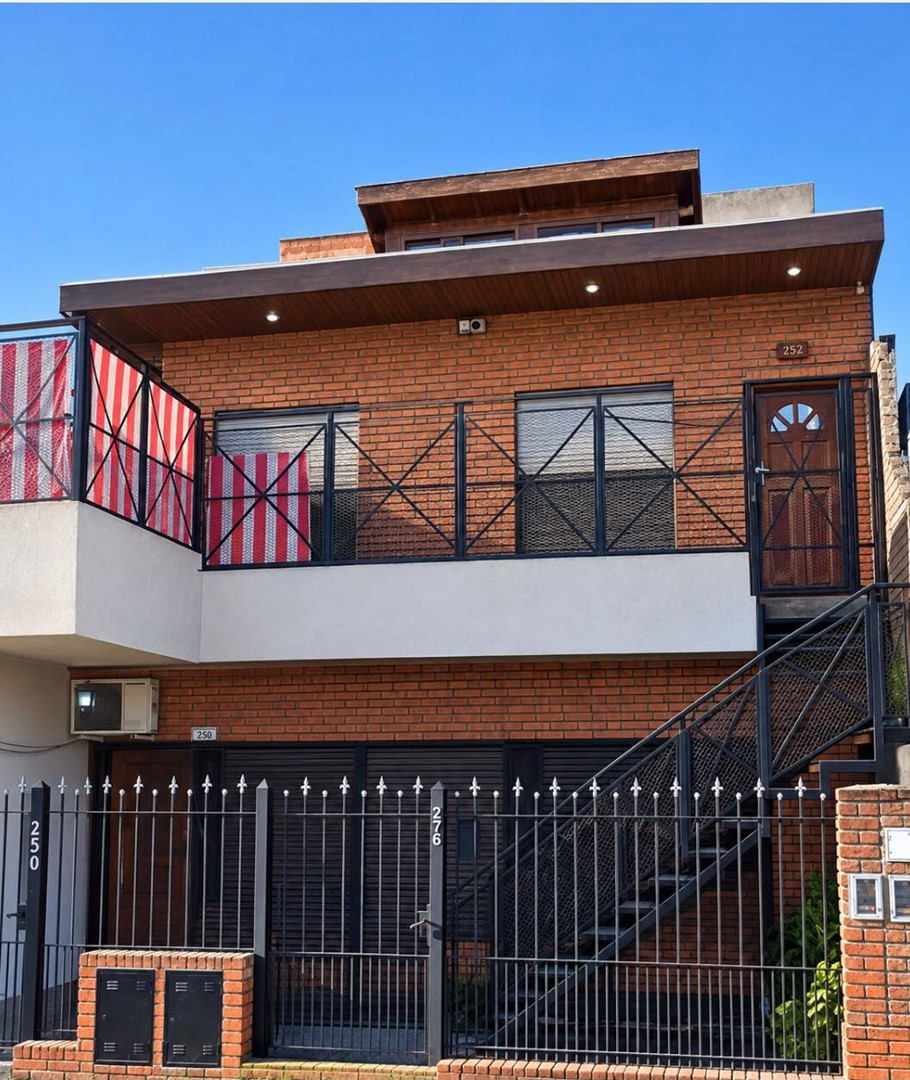 Marinos del Fournier 200