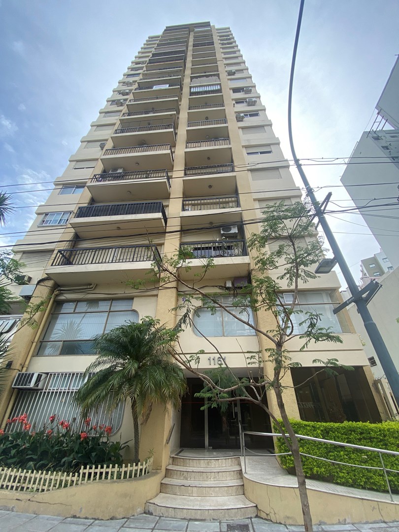 Av. Libertador 1100