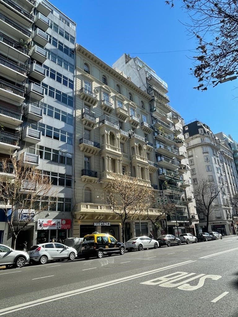 Av Callao 800