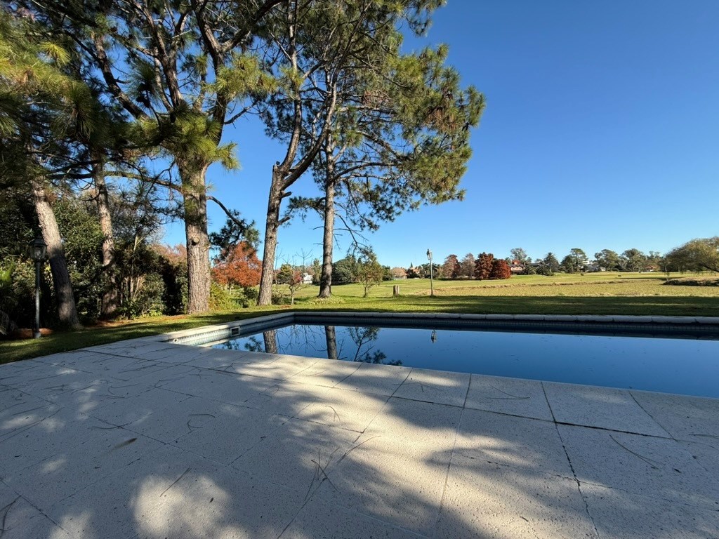 Nautico de Escobar 1300