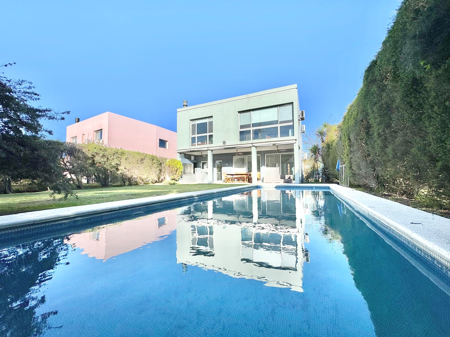 LOS LAGOS  NORDELTA