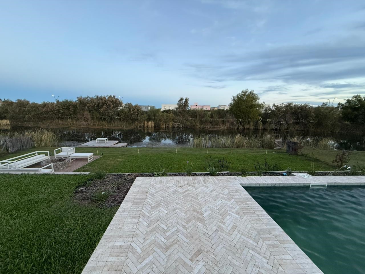 Muelles, Puertos del Lago, Escobar.