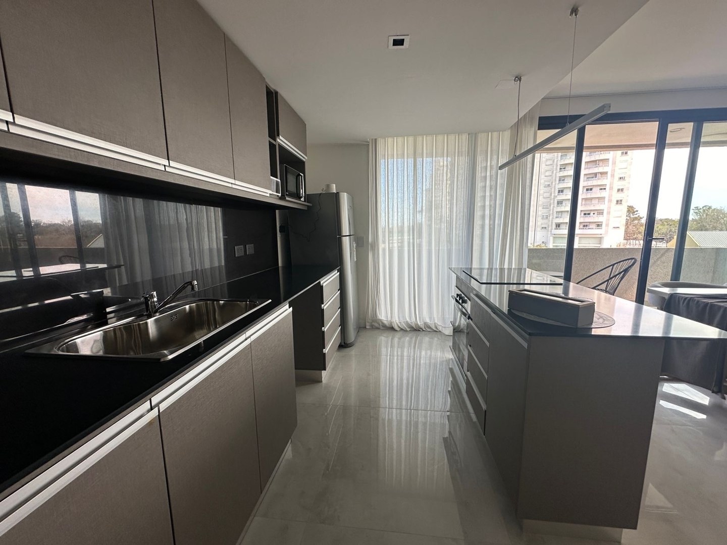 BRICKELL TORRE BOULEVARD
