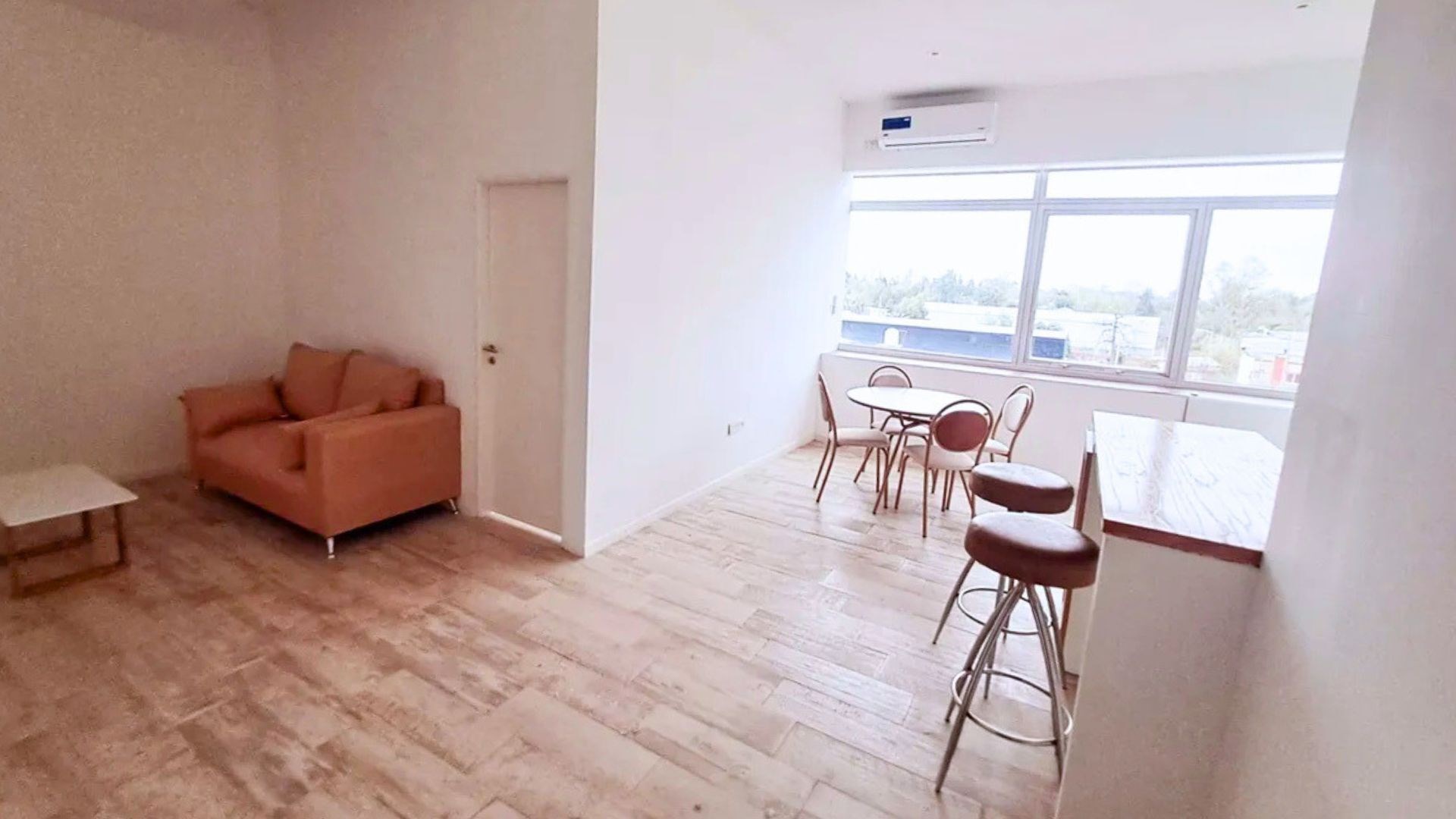 Delta Center  - Ruta 27 - AMUEBLADO 200