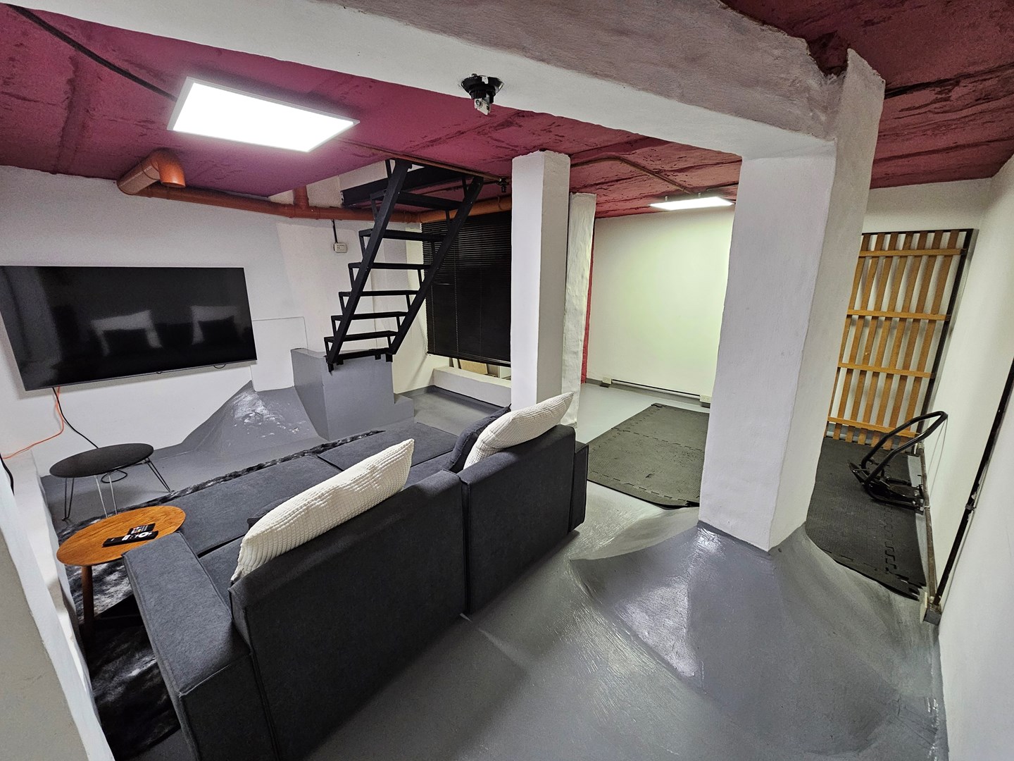 SUBSUELO/HABITACION