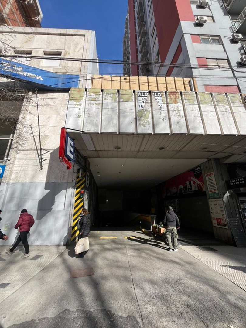 Av. Corrientes 2100