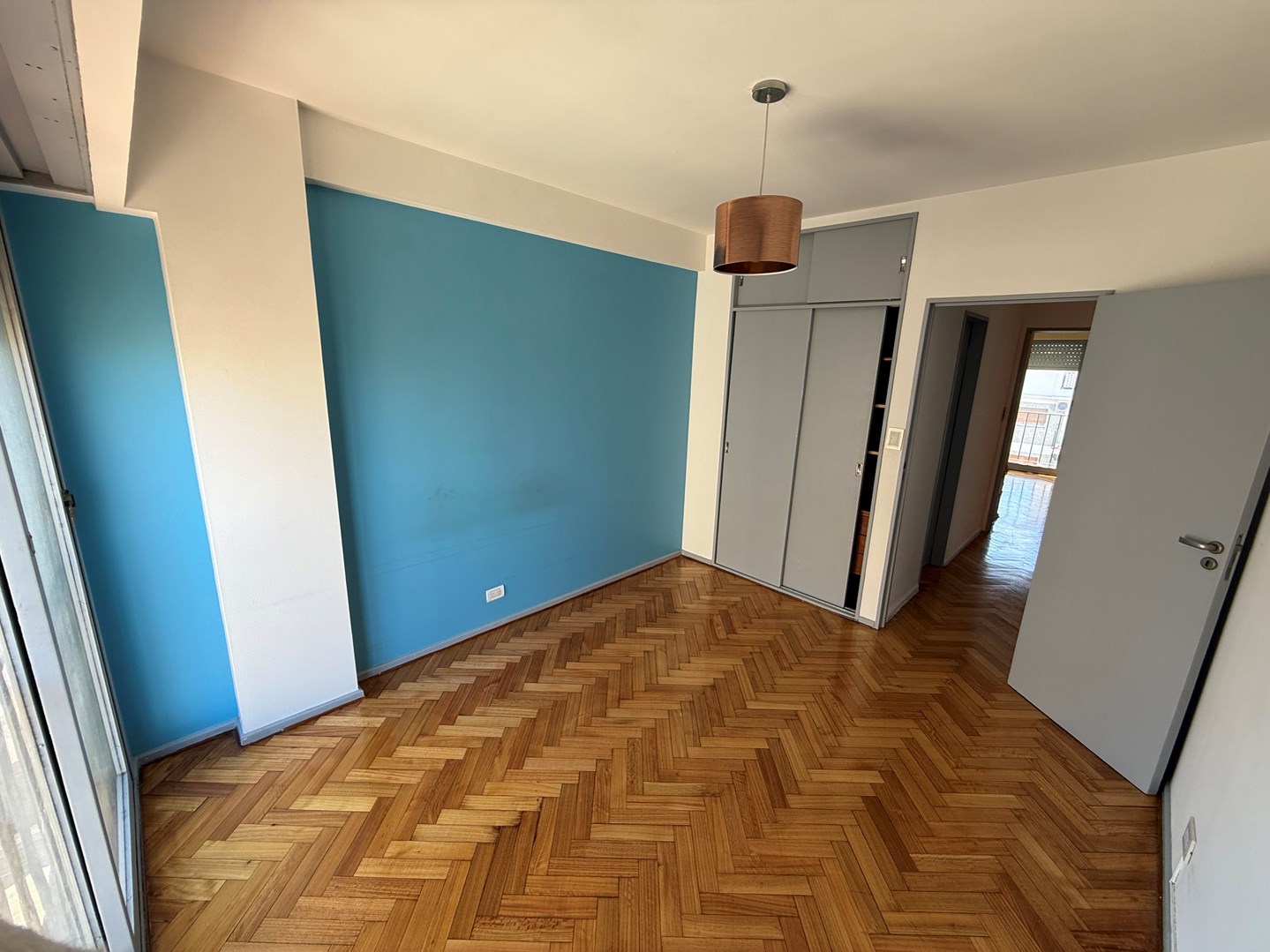 Av. josé María Moreno 700