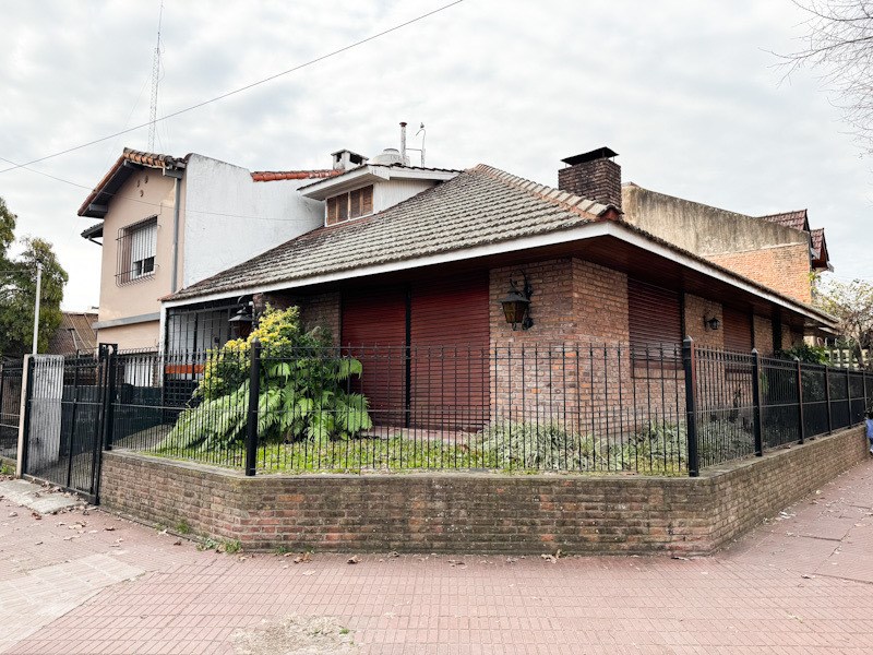 Av Dardo Rocha 200