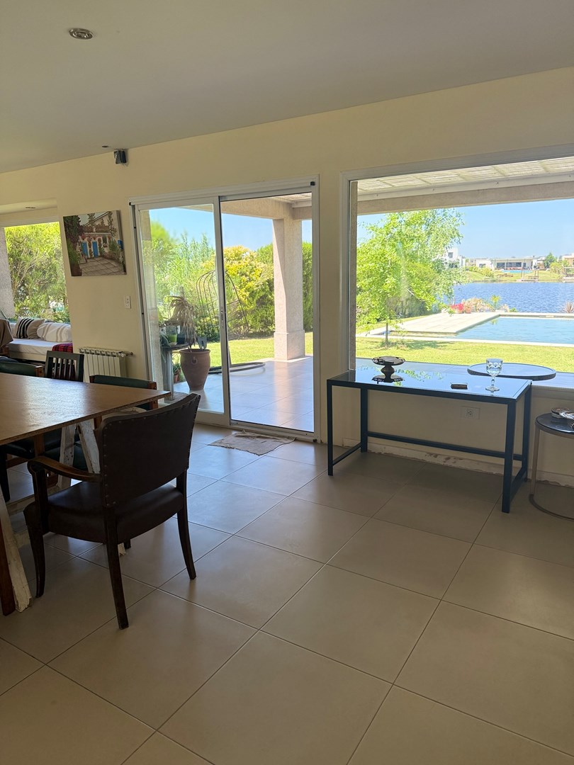 Boote y José Hernández 0