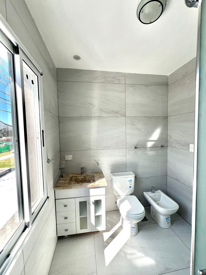 Casa en alquiler/venta Lagoon  Pilar