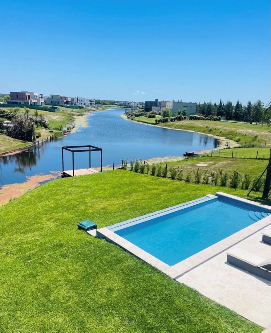 Casa en venta en Naudir Escobar