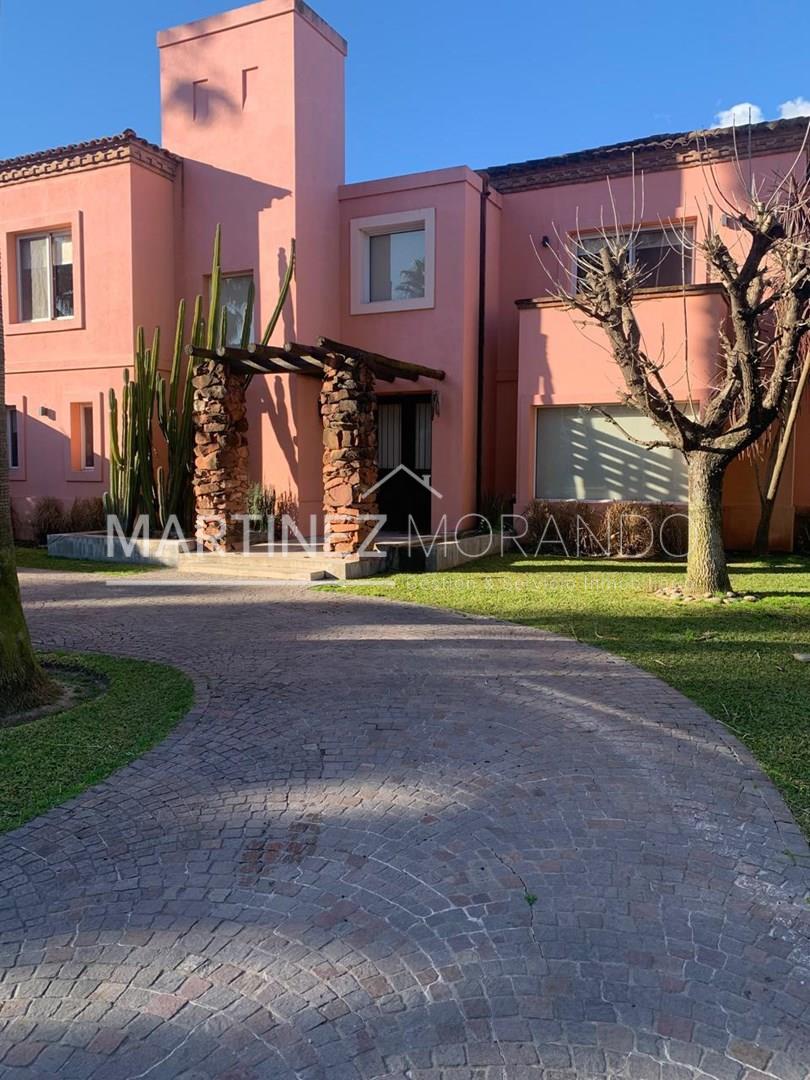 La Pradera-Av. Caamaño 900