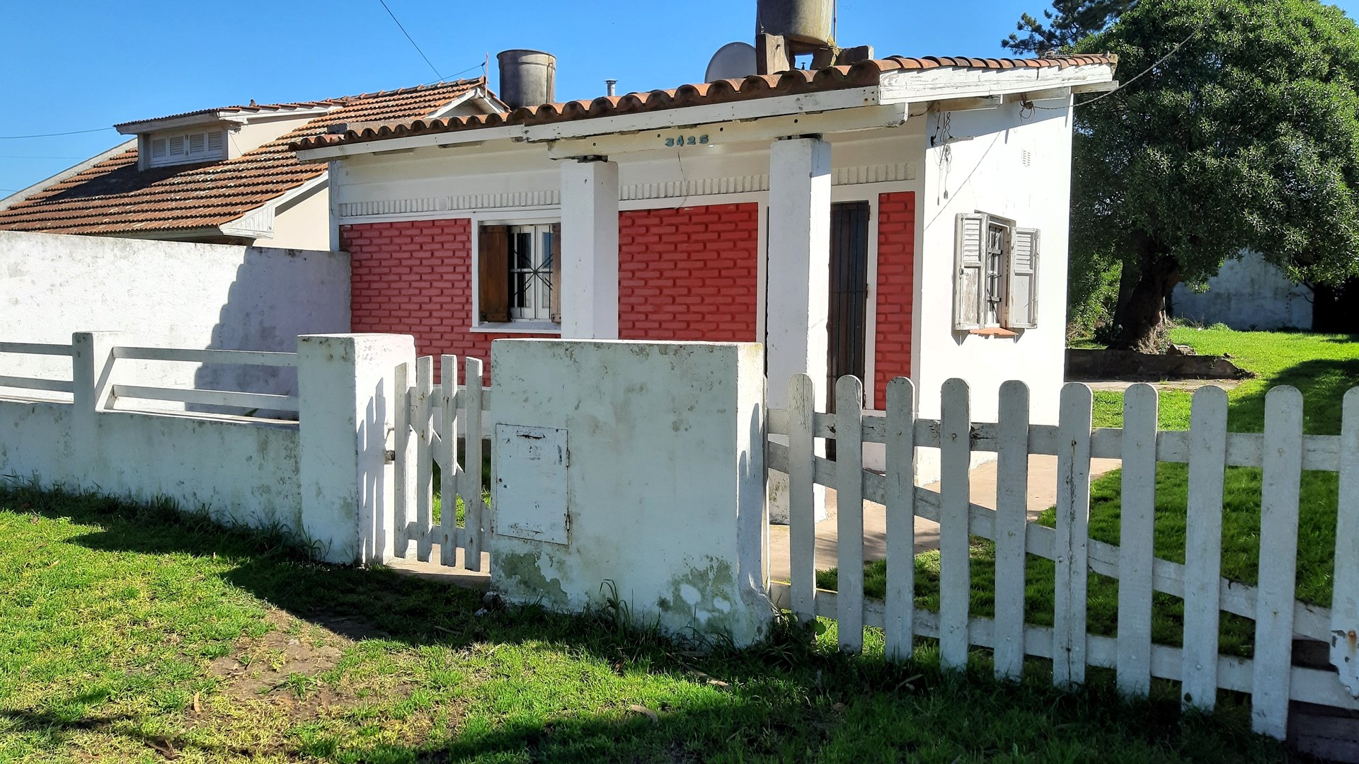 monseñor de andrea 3400