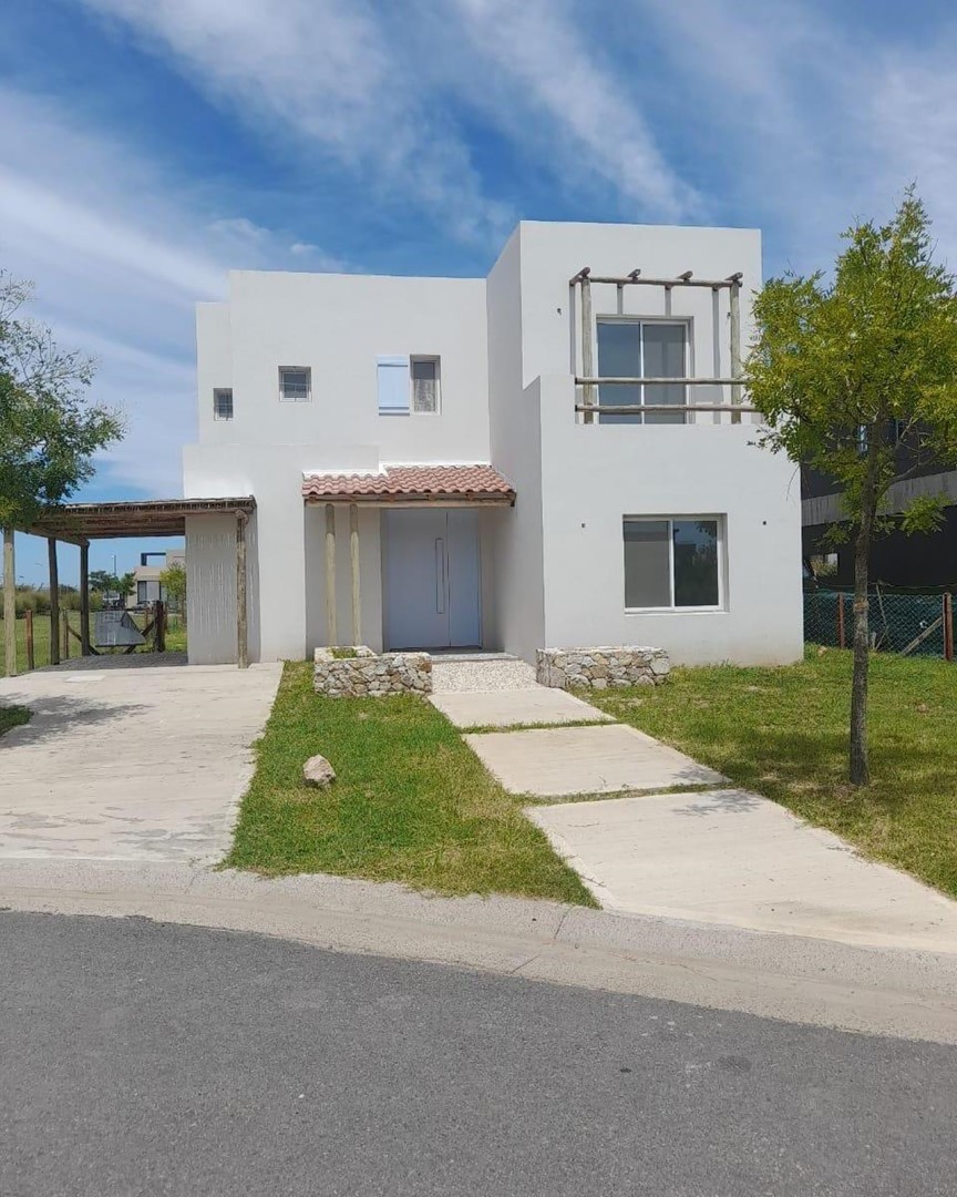 Casa 5 amb. en Puertos — foto 3