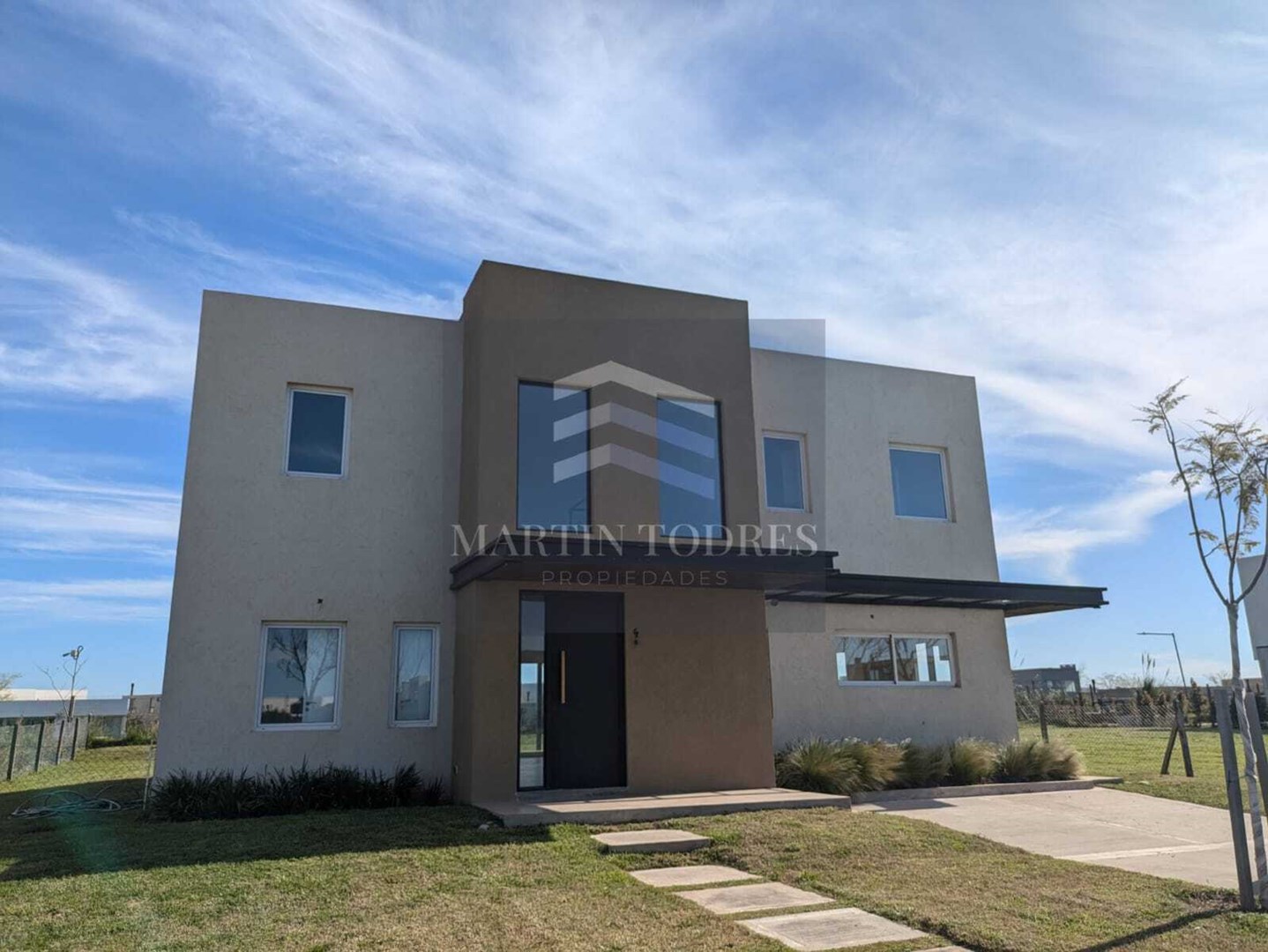 Casa 5 amb. en Ceibos