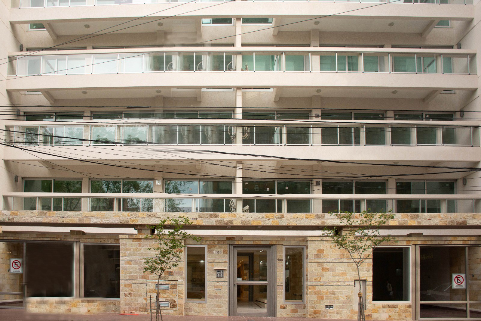 Corrientes 1400, 1º "C"