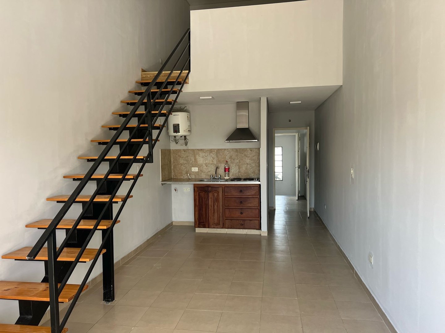 Av. 21 800