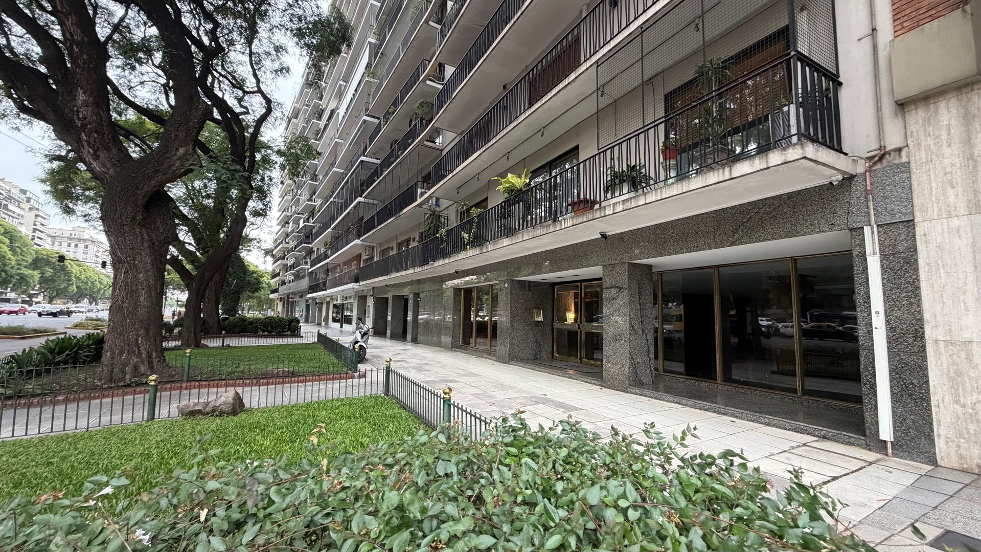 Libertador, Av 2600, 1 C